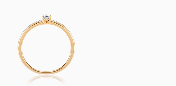 Pierścionek zaręczynowy